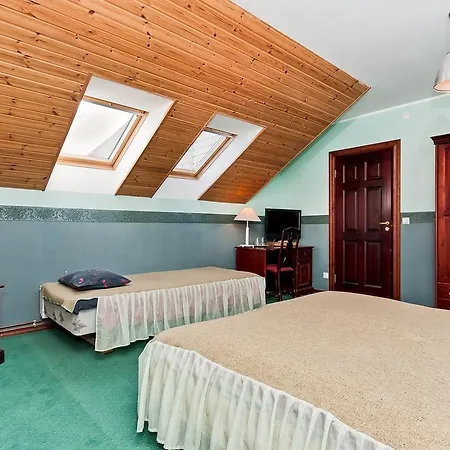 Hotel Veskisilla Turi